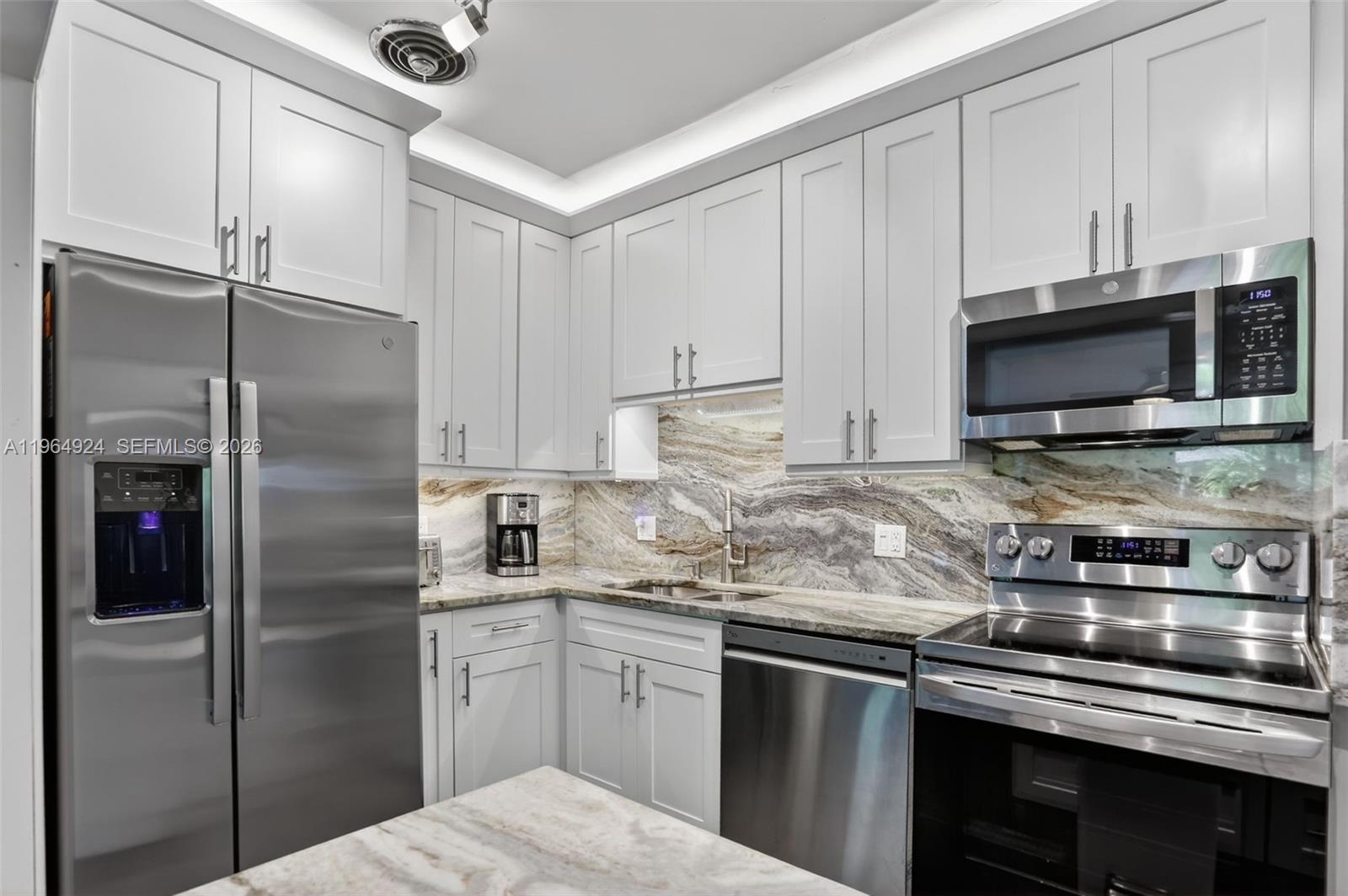 409 NW 28th Ct Wilton Manors, FL 33311