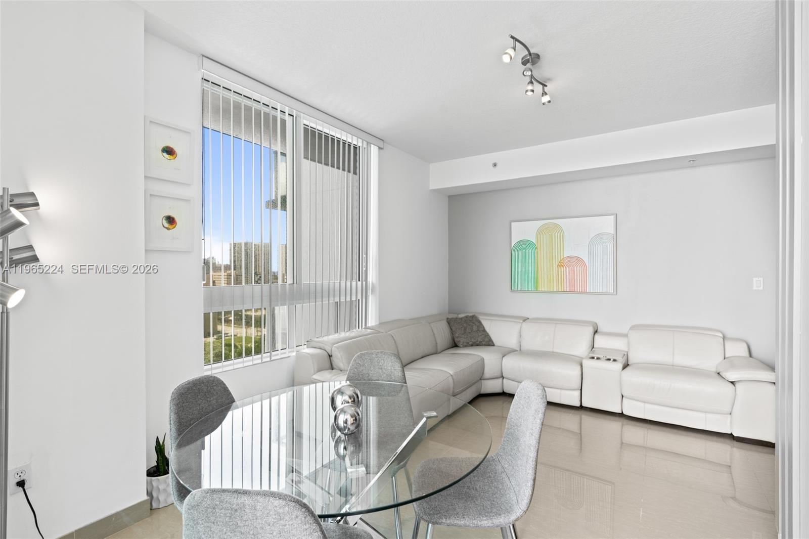 image Quantum on the Bay8