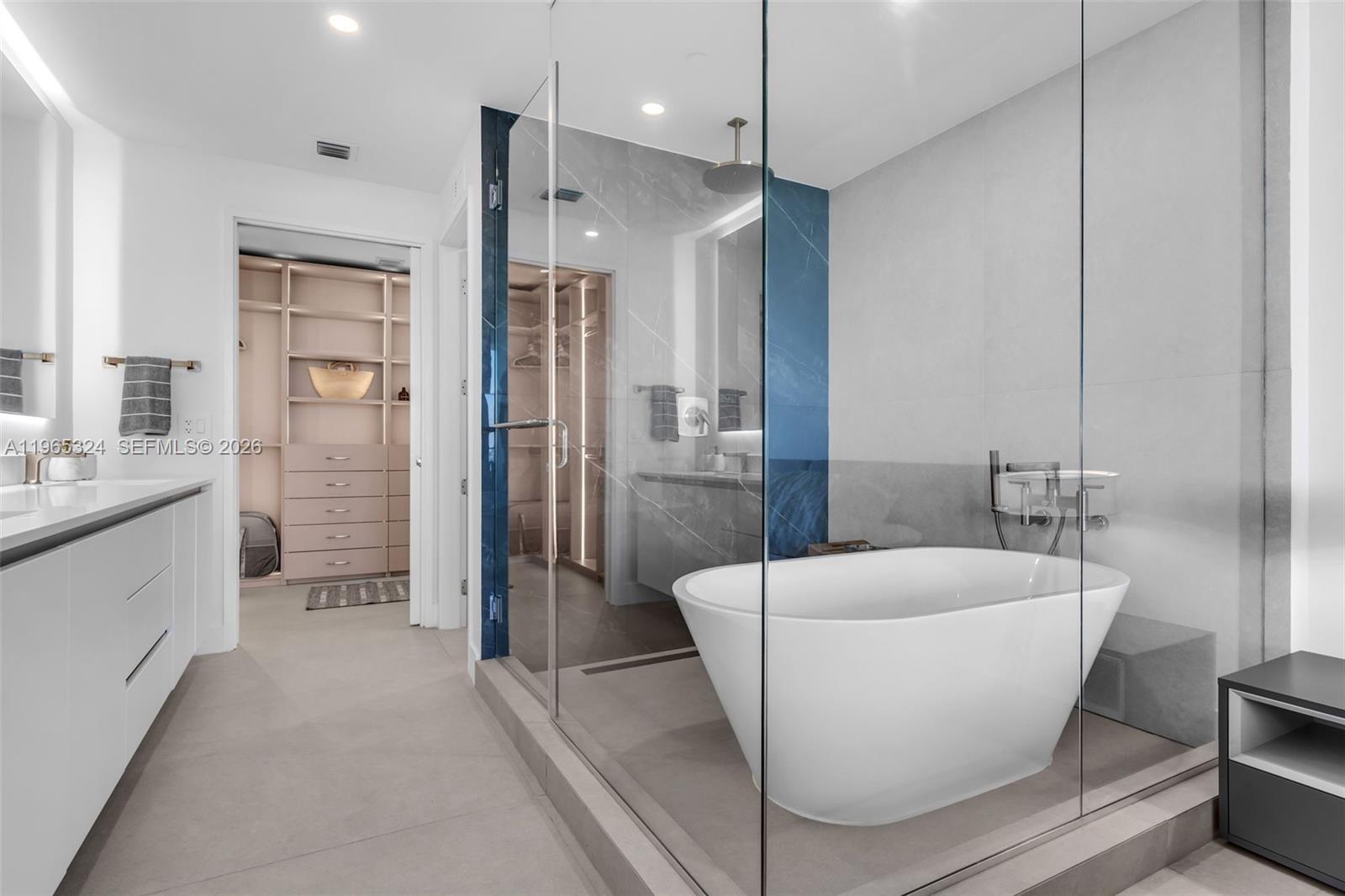 700 NE 24th St #1203 Miami, FL 33137