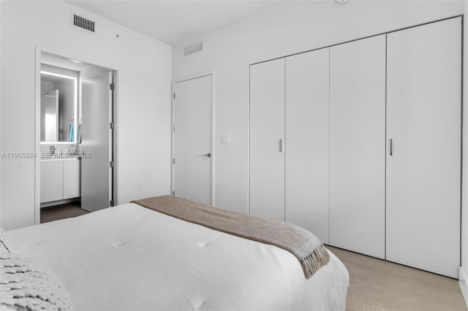 700 NE 24th St #1203 Miami, FL 33137