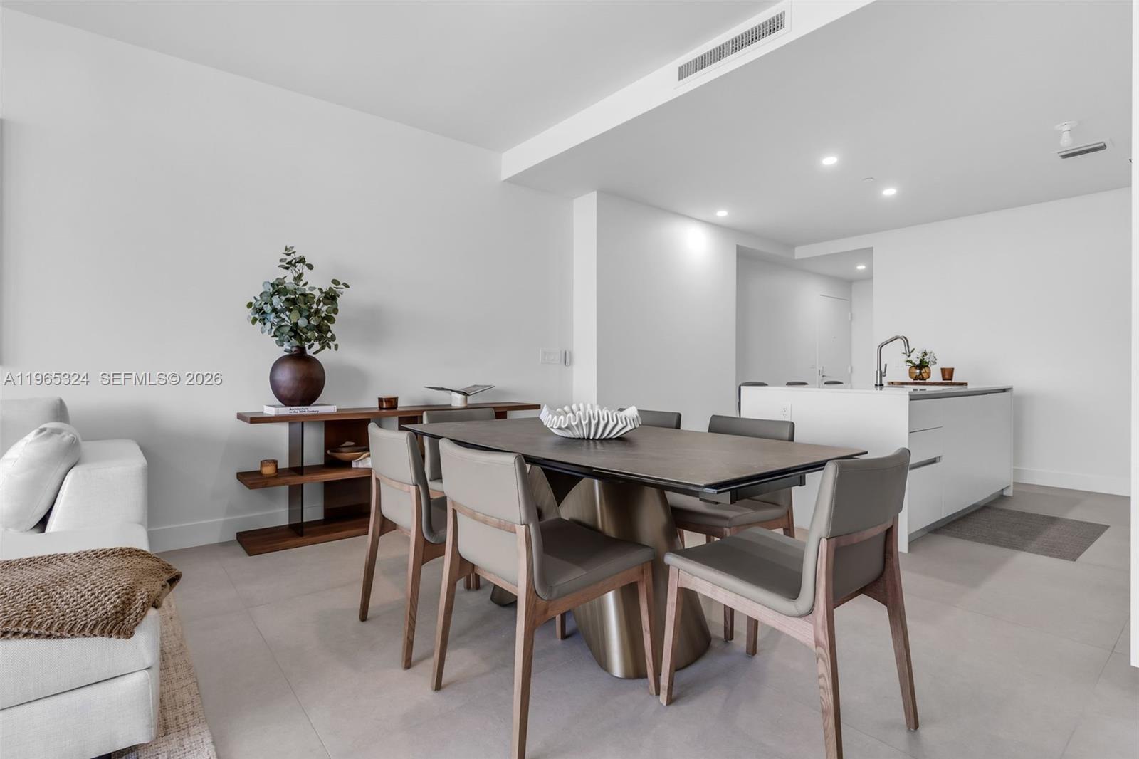 700 NE 24th St #1203 Miami, FL 33137