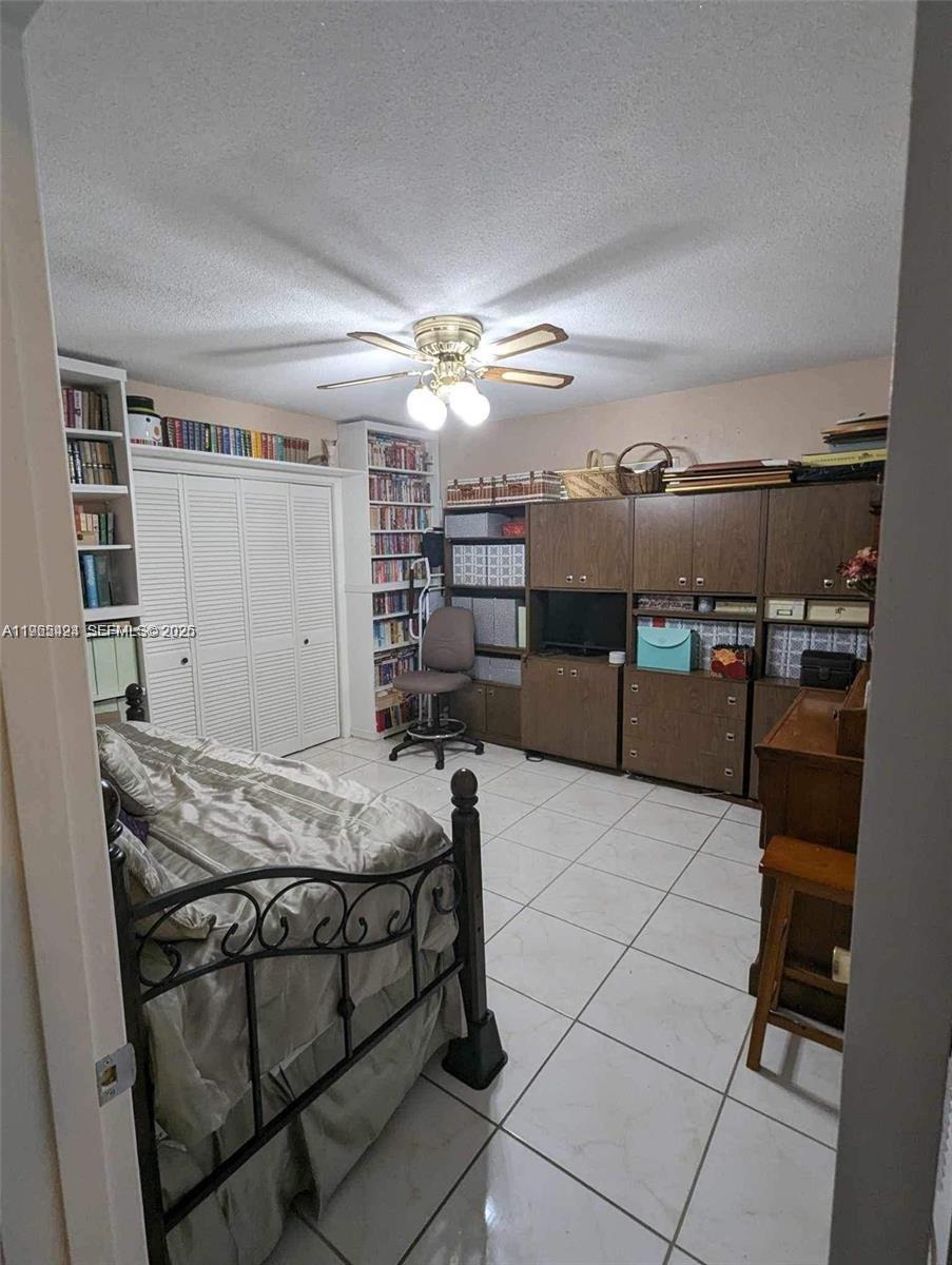 3740 W 5th Ct Hialeah, FL 33012