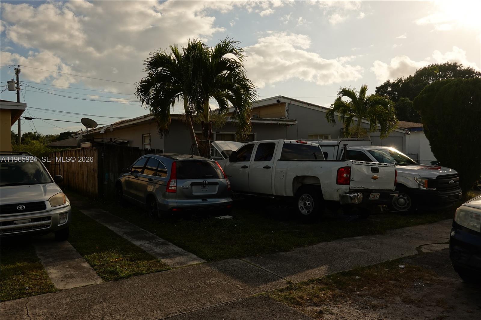 810 NW 84th Ter Miami, FL 33150