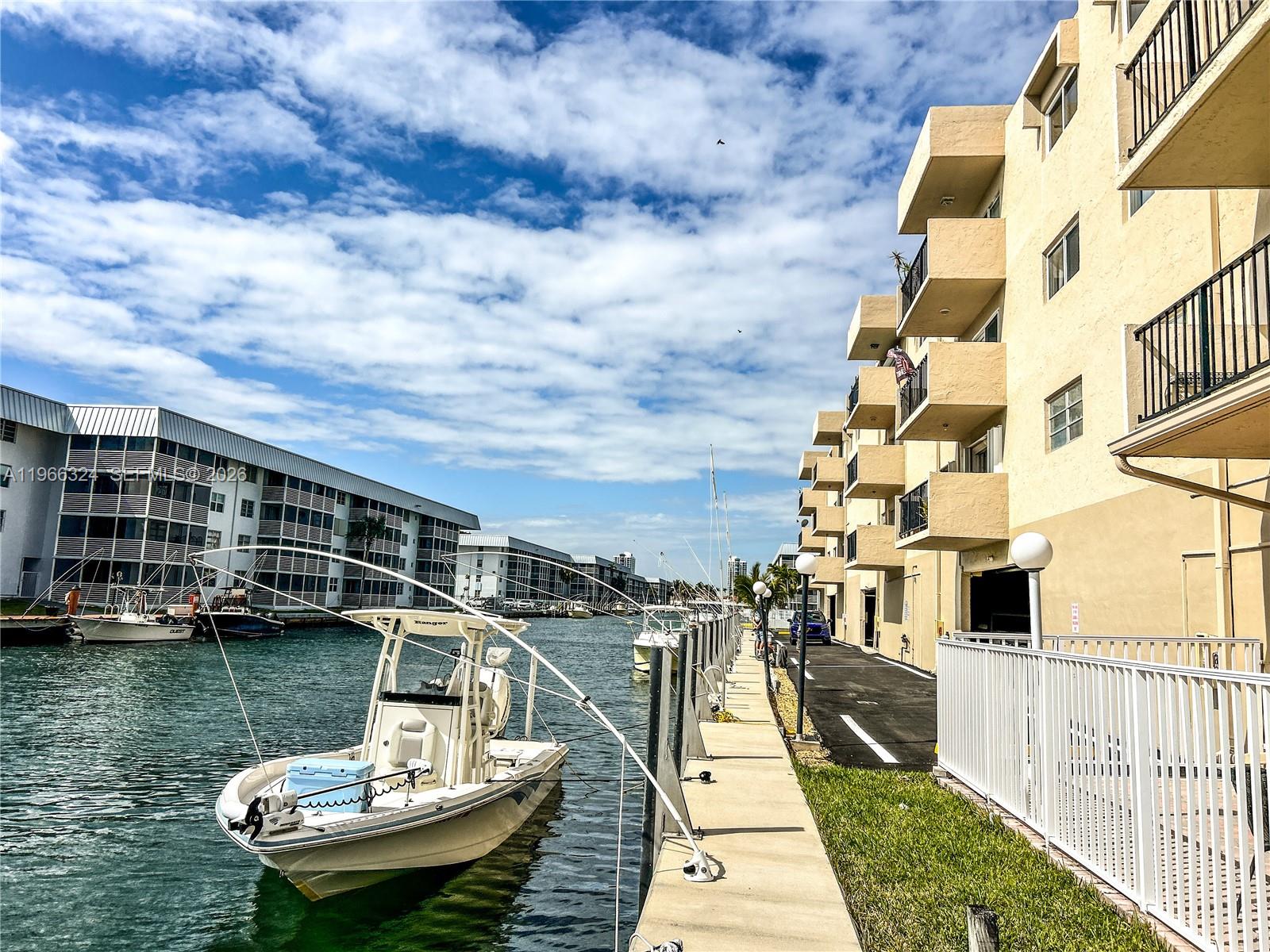 3860 NE 170th St #311