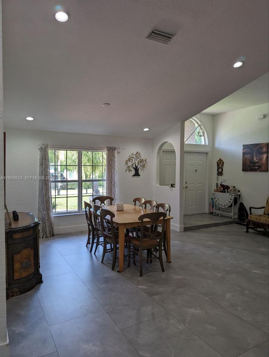 10920 Barn Rd Lake Worth, FL 33449