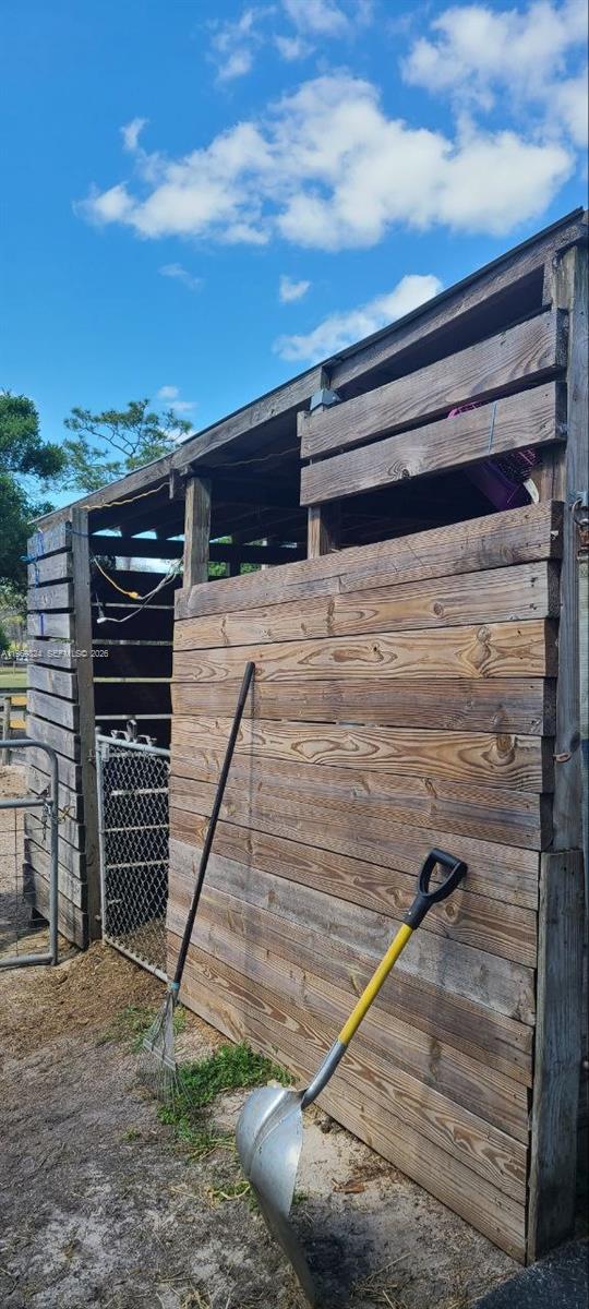 10920 Barn Rd Lake Worth, FL 33449