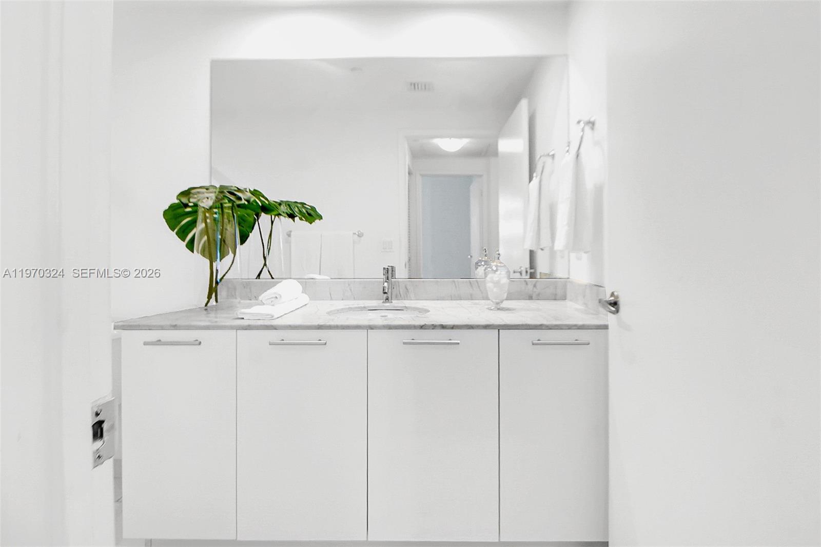 951 Brickell Ave #505 Miami, FL 33131