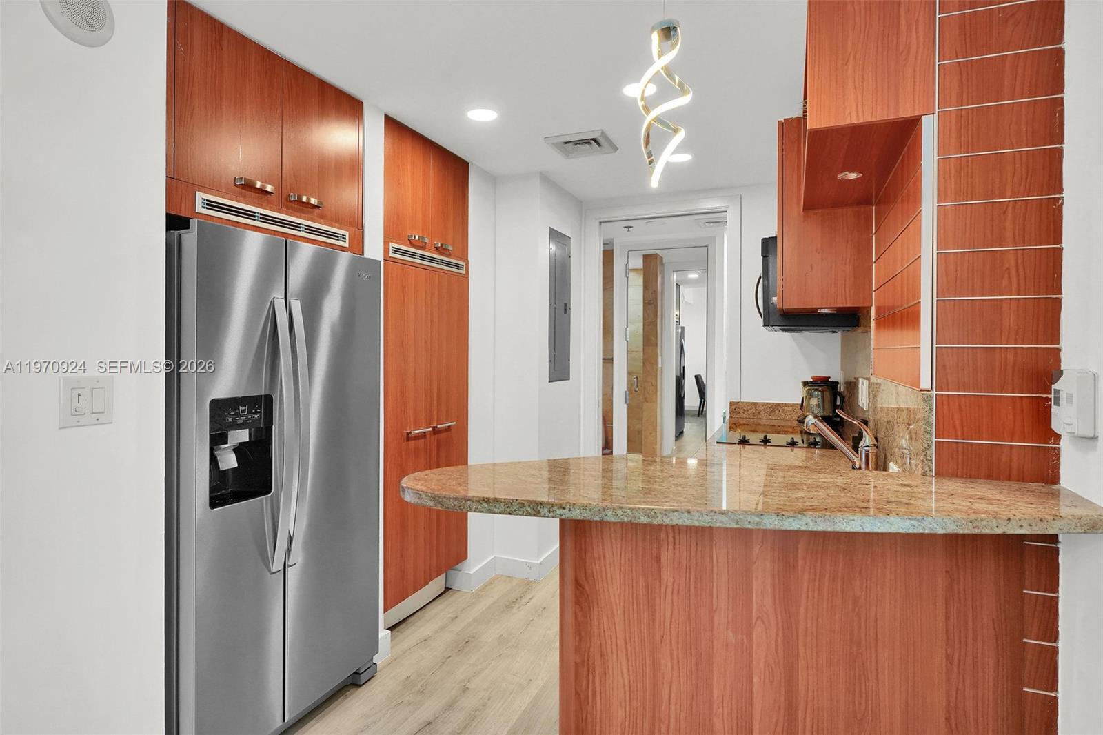 image Brickell Arch11