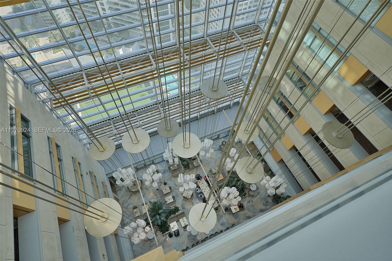 image Brickell Arch3