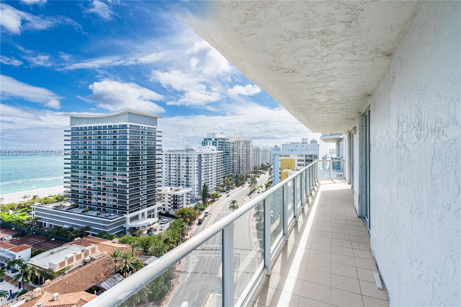 5900 Collins Ave #1906 Miami Beach, FL 33140