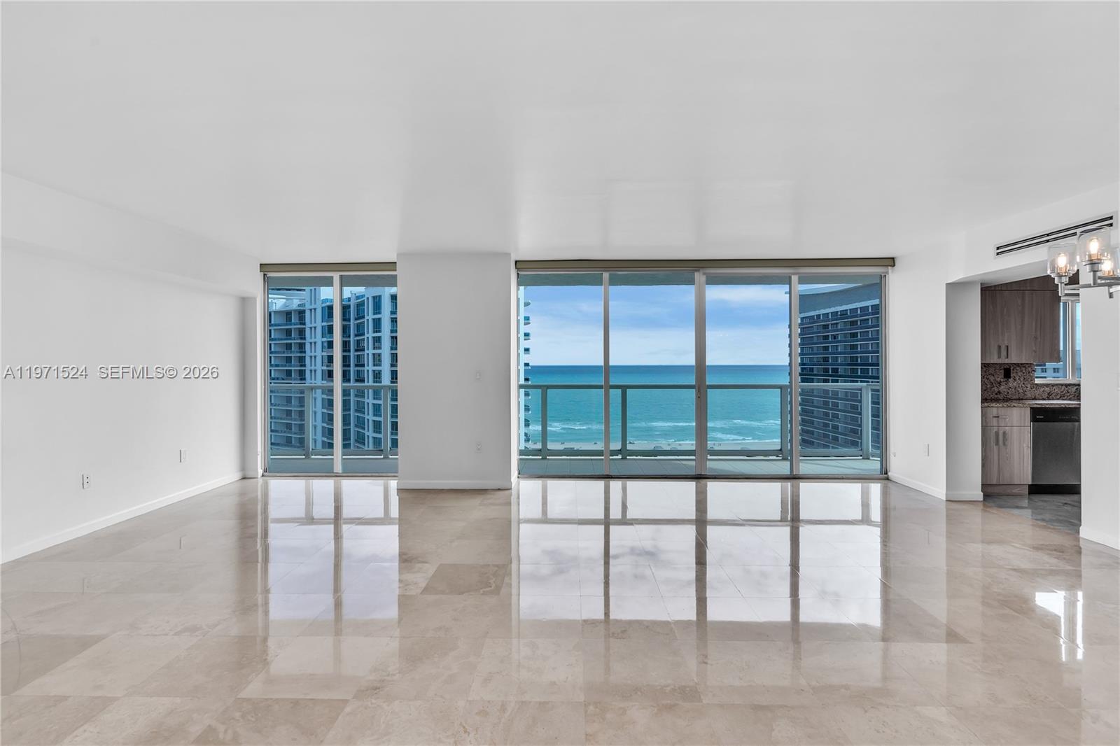 5900 Collins Ave #1906 Miami Beach, FL 33140