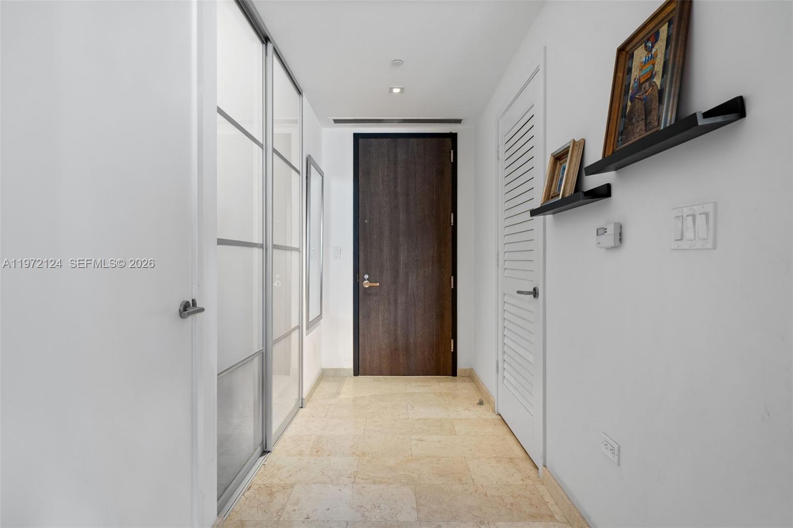 68 SE 6th St #3209 Miami, FL 33131