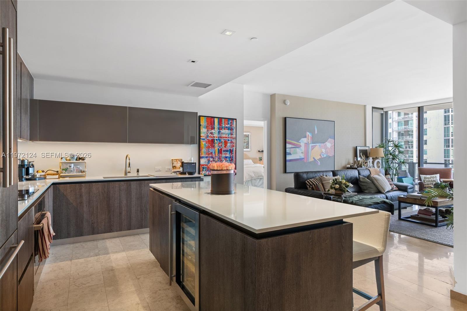 68 SE 6th St #3209 Miami, FL 33131