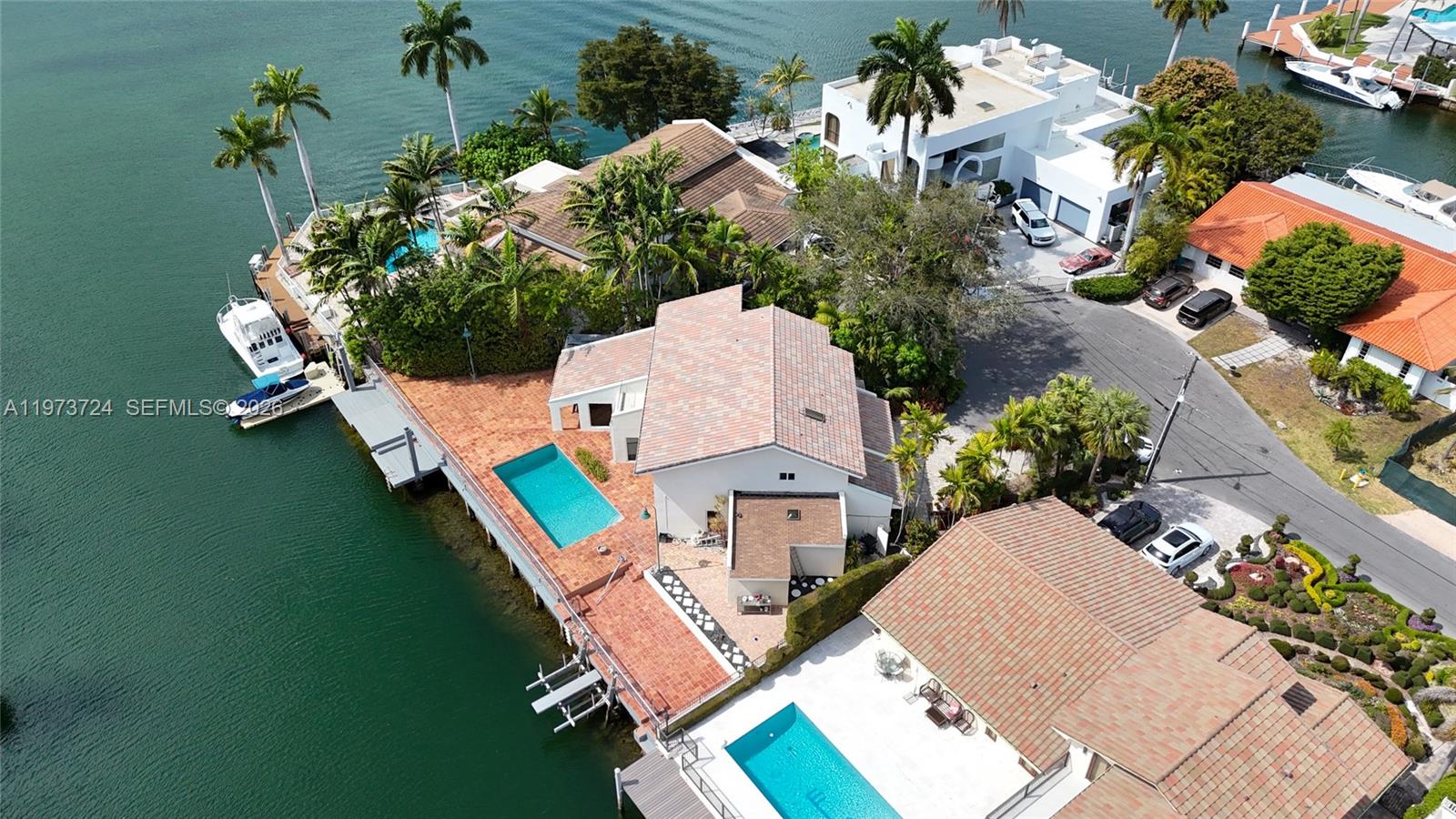 3226 NE 168th St North Miami Beach, FL 33160