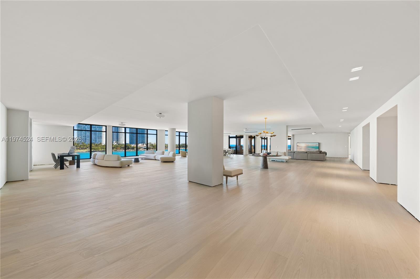 7043 Fisher Is Dr #7043 Miami Beach, FL 33109