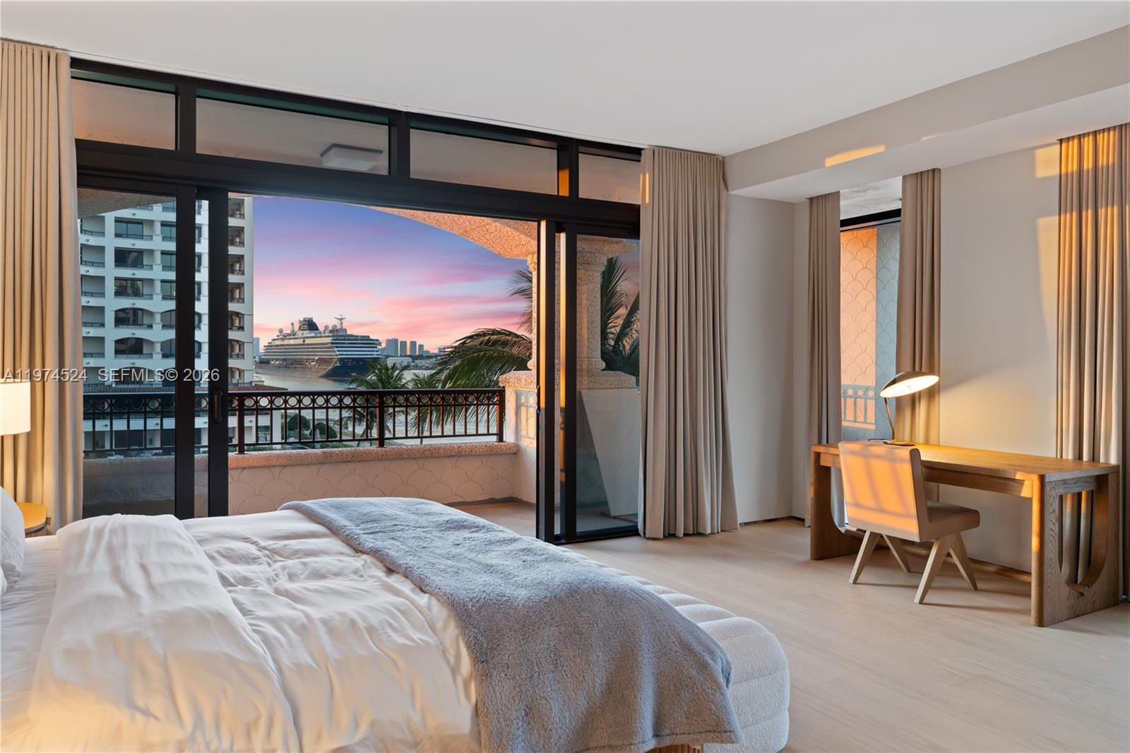 7043 Fisher Is Dr #7043 Miami Beach, FL 33109