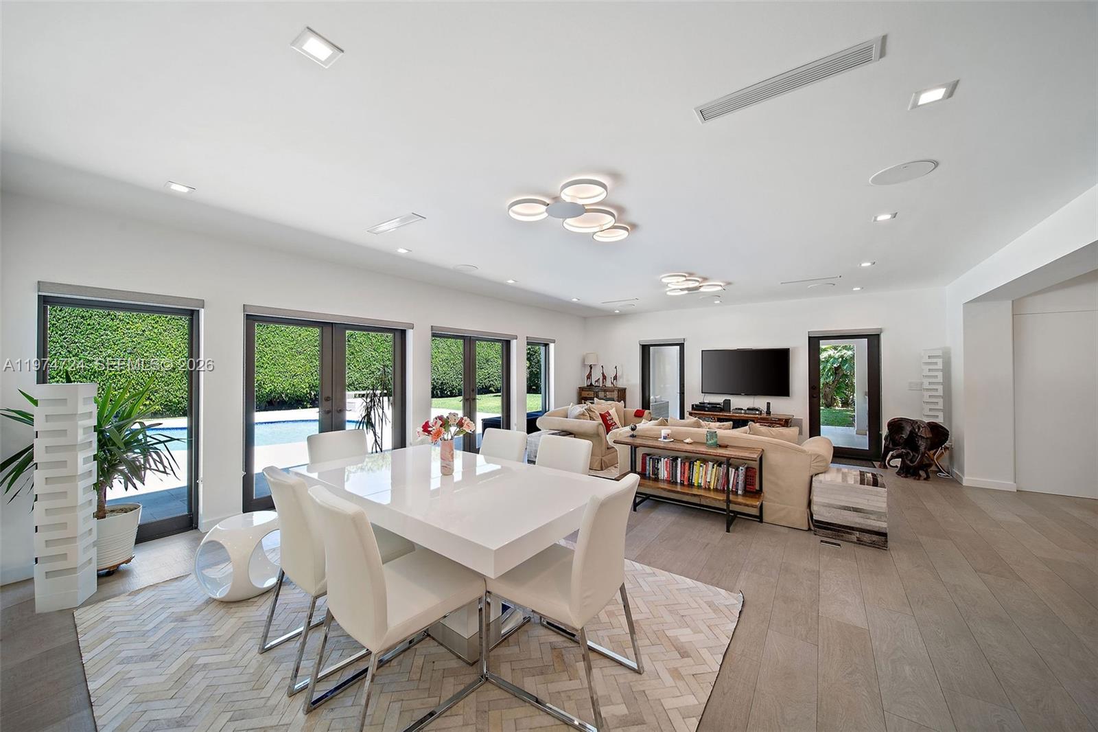 1117 Alfonso Ave Coral Gables, FL 33146