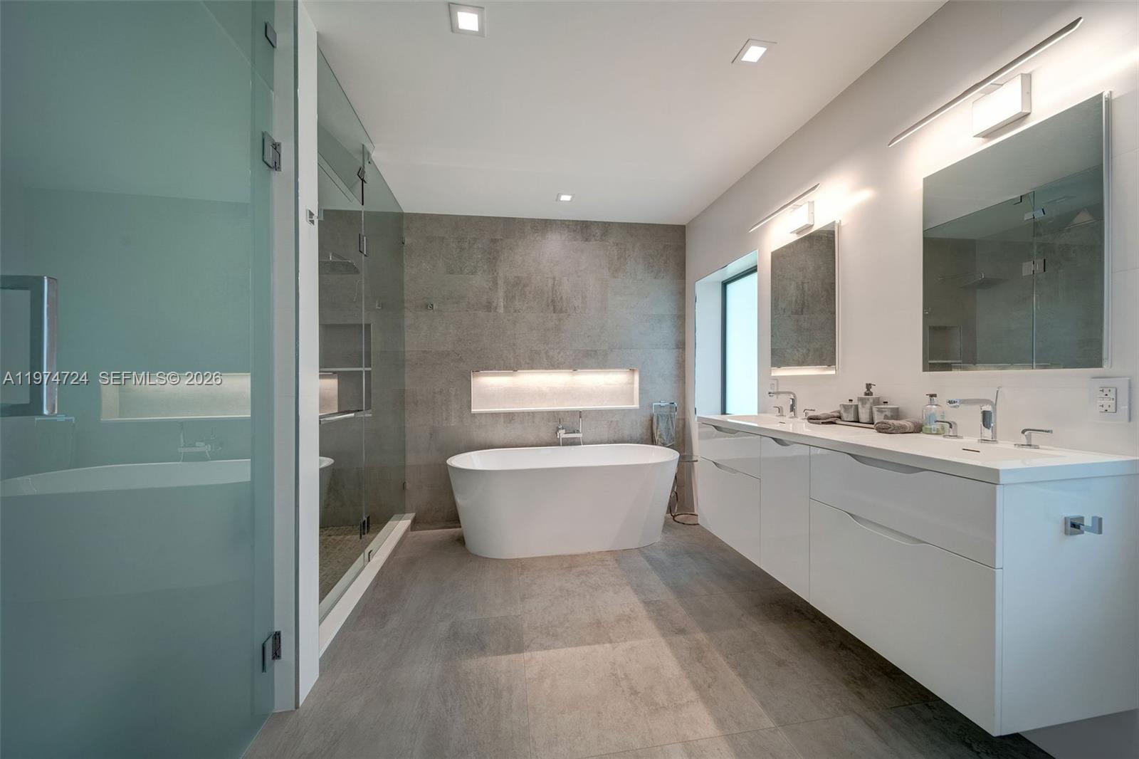 1117 Alfonso Ave Coral Gables, FL 33146