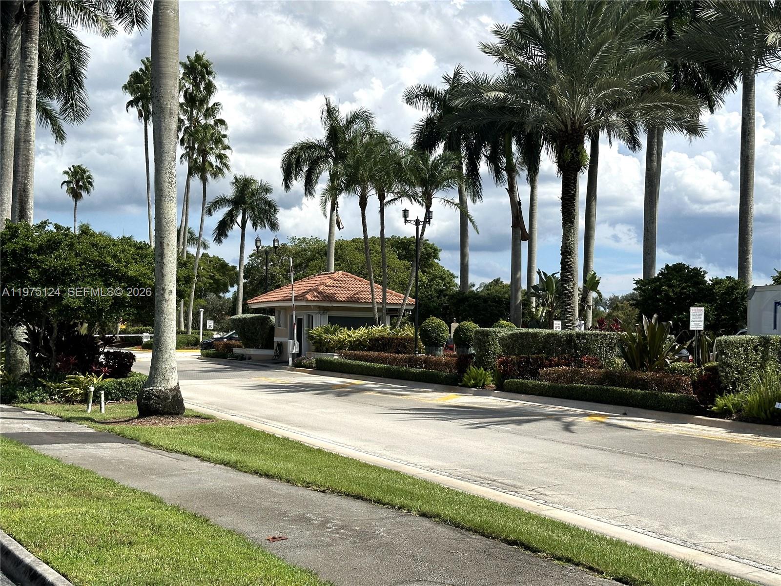 14911 SW 15th St #14911 Pembroke Pines, FL 33027