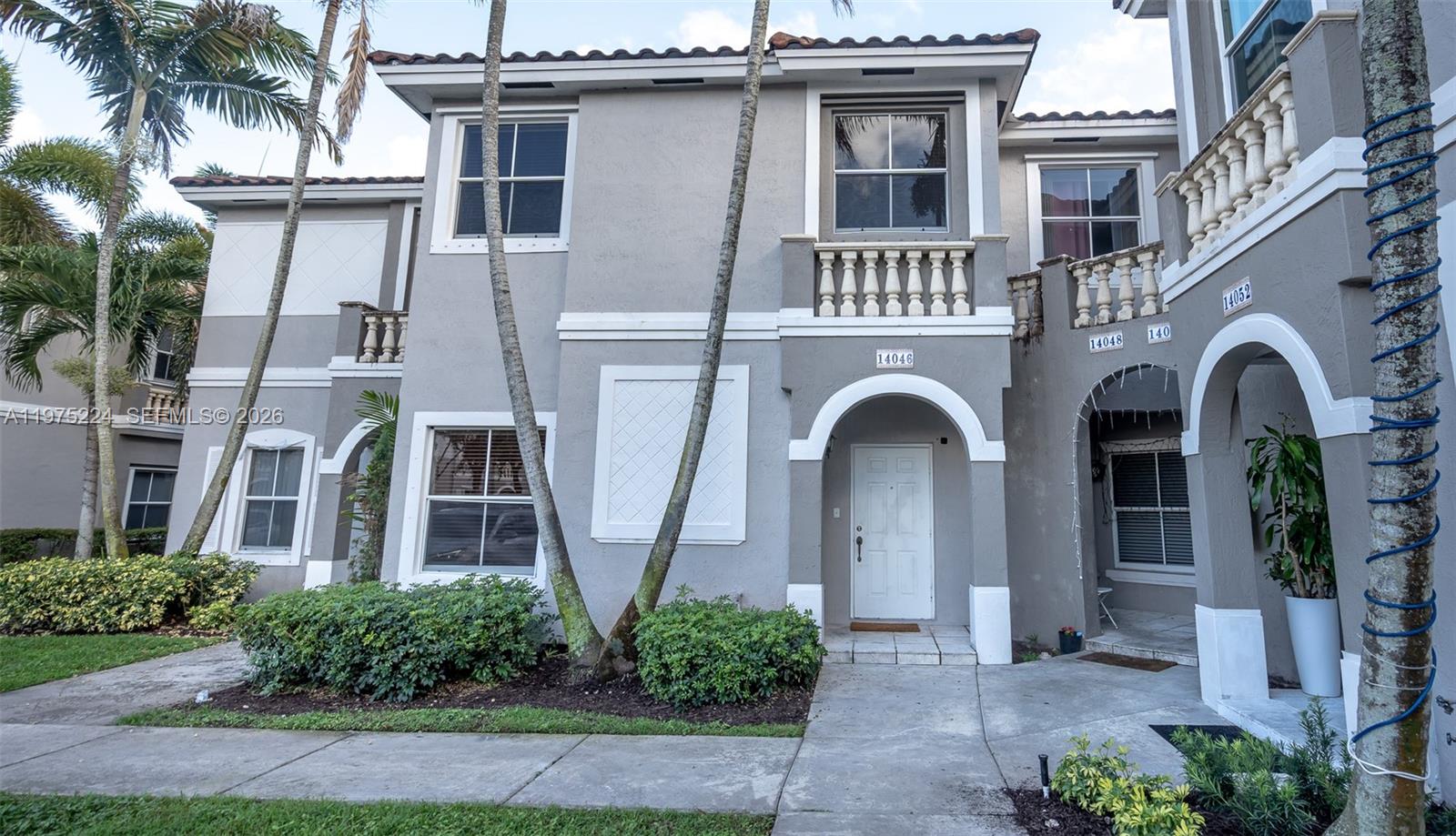 14046 SW 49th St #16