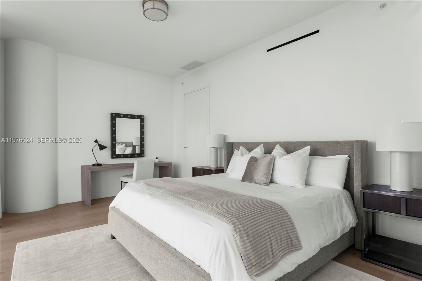 image Eighty Seven Park14