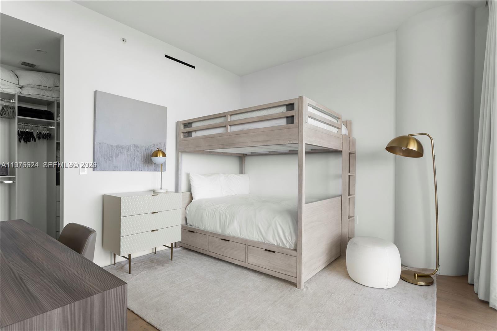 image Eighty Seven Park20