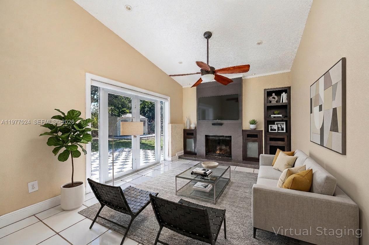 12930 SW 190th St Miami, FL 33177