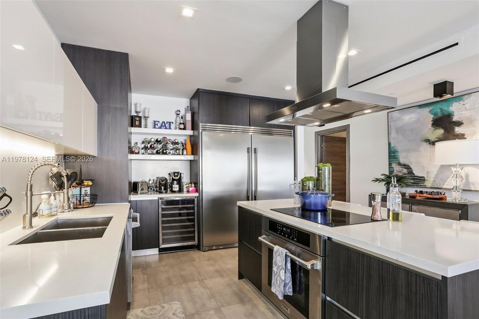 1930 Bay Dr #4 Miami Beach, FL 33141