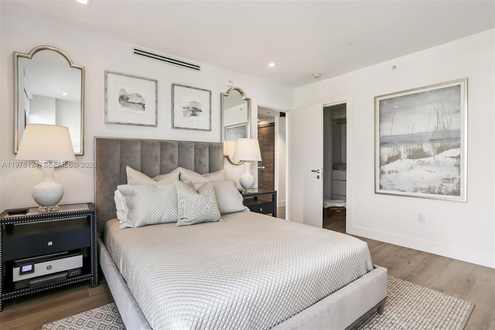 1930 Bay Dr #4 Miami Beach, FL 33141