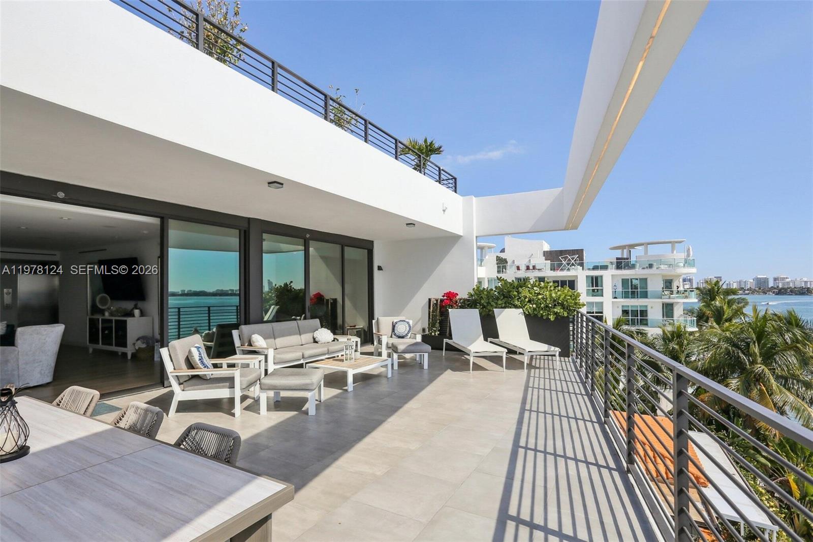 1930 Bay Dr #4 Miami Beach, FL 33141