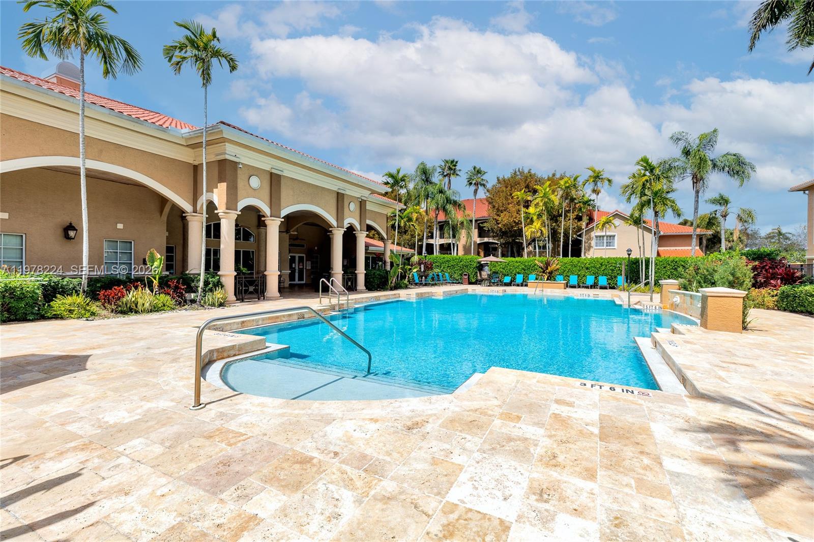 101 SW 117th Ave #7207