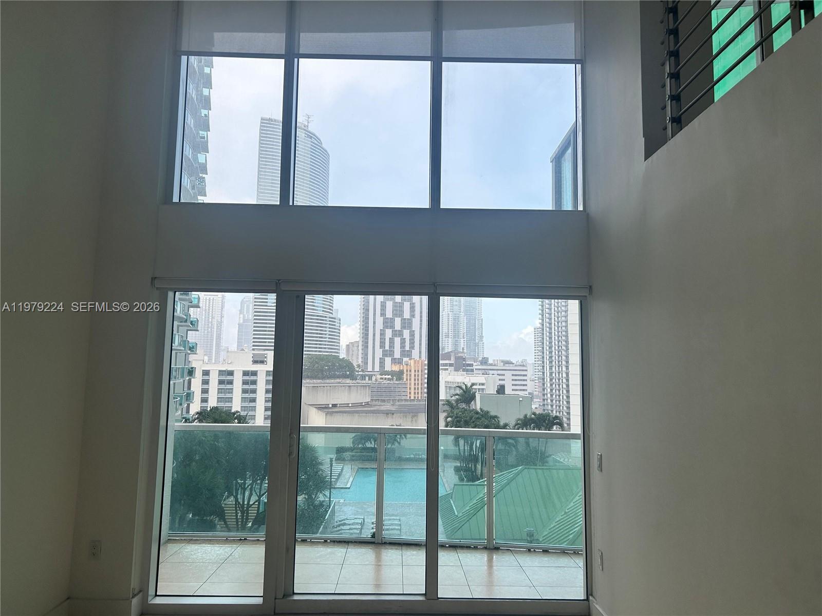 41 SE 5th St #907 Miami, FL 33131