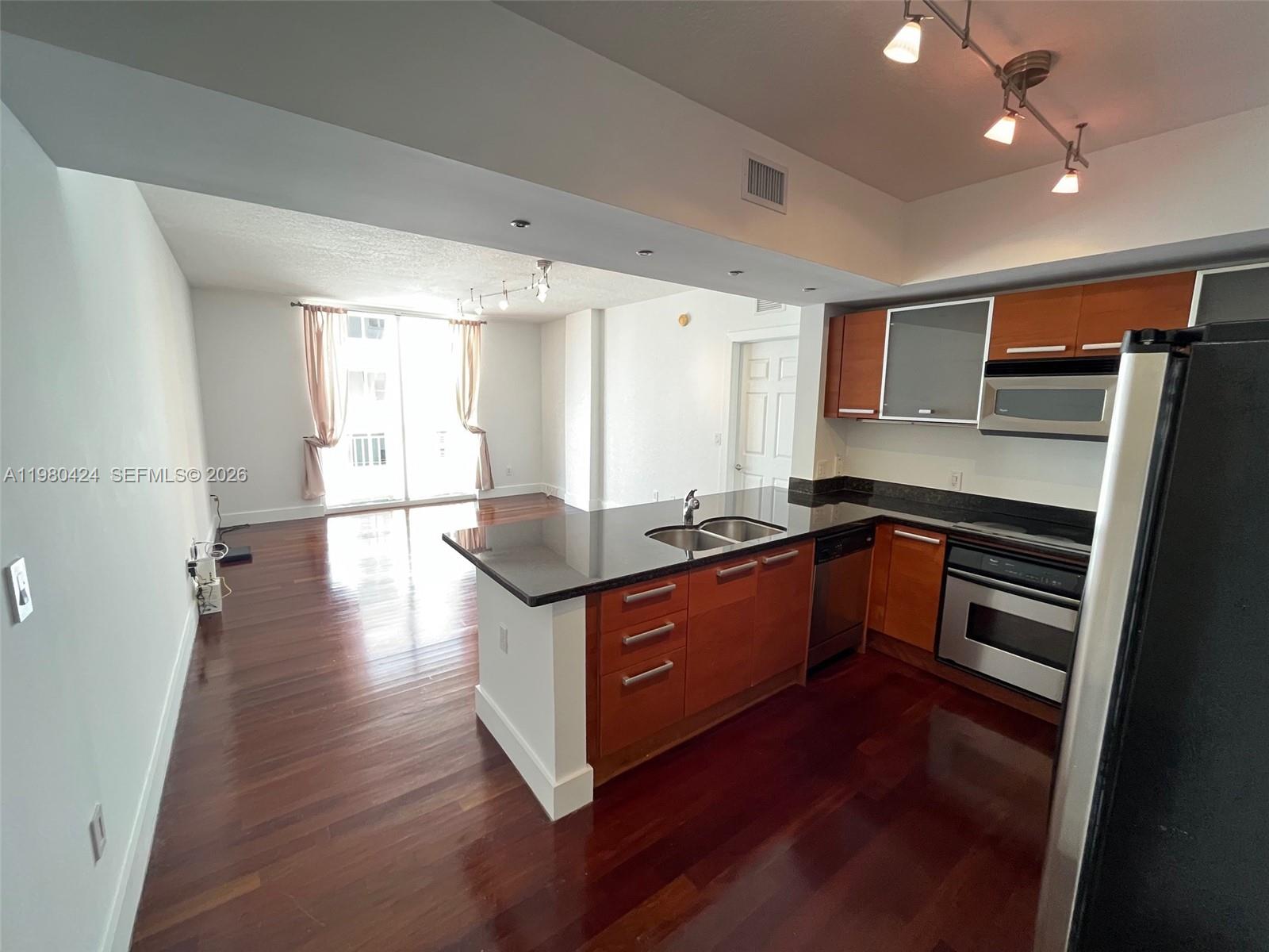 2030 S Douglas Rd #610 Coral Gables, FL 33134