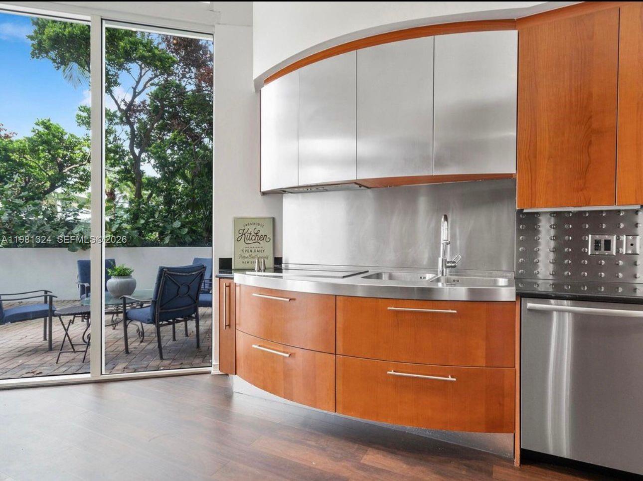 image Trump Palace12