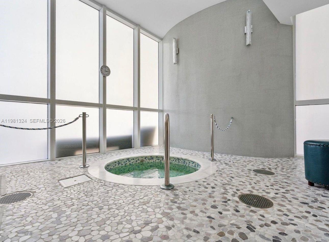 image Trump Palace60