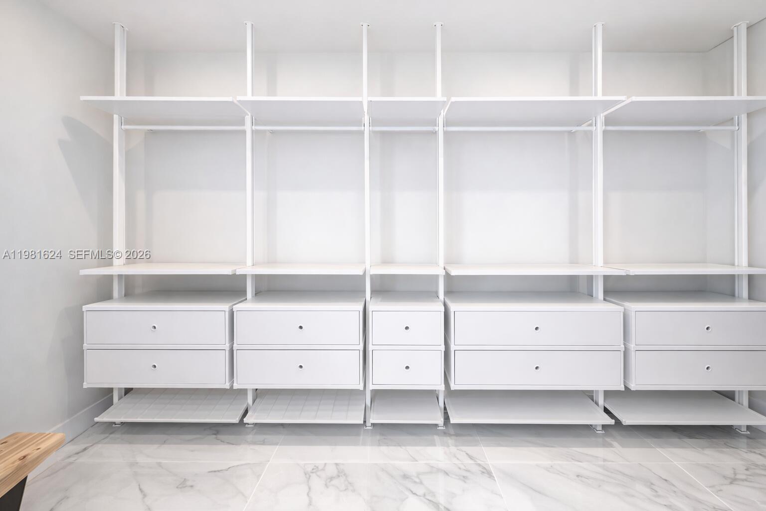 2890 N Ocean Dr Hollywood, FL 33019