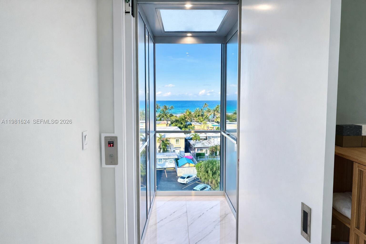 2890 N Ocean Dr Hollywood, FL 33019