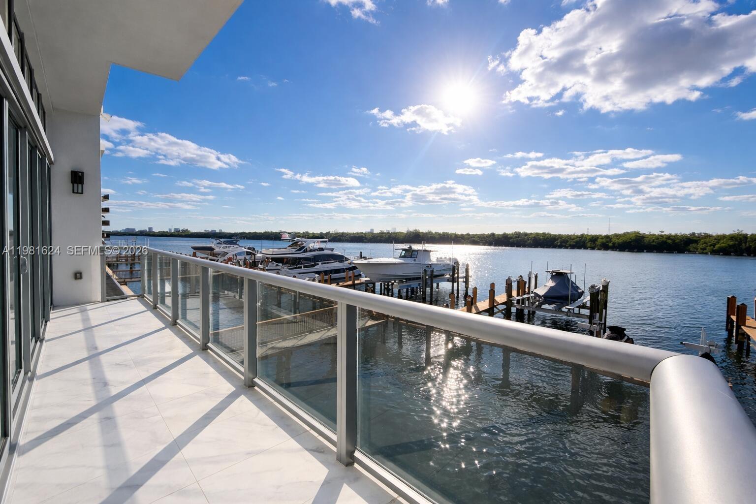 2890 N Ocean Dr Hollywood, FL 33019