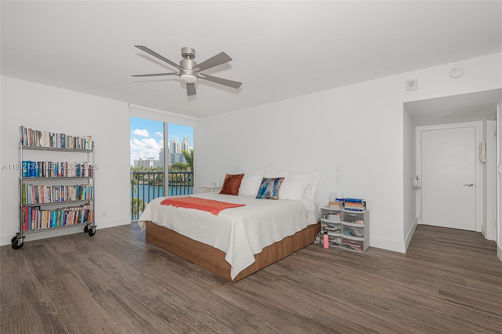 19707 E Turnberry Way #5E Aventura, FL 33180