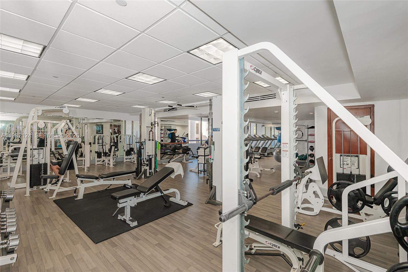 19707 E Turnberry Way #5E Aventura, FL 33180