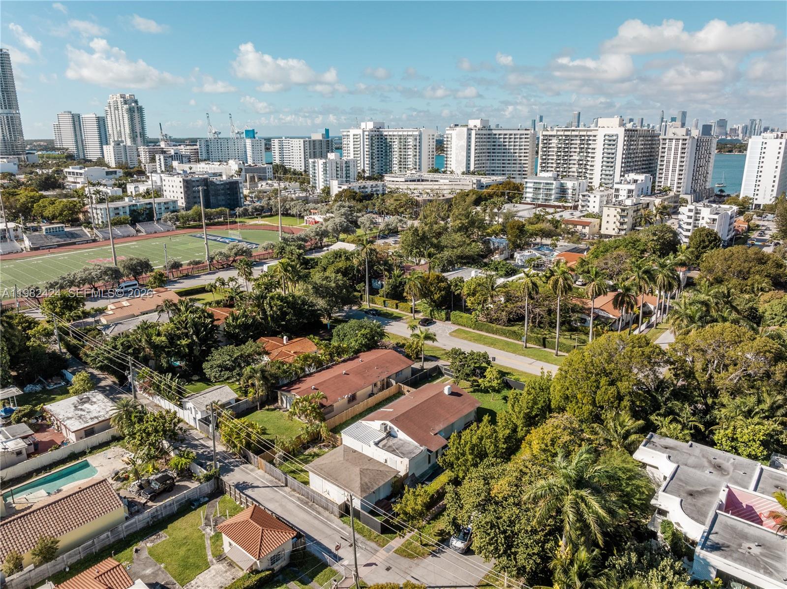 1255 Lenox Ave Miami Beach, FL 33139