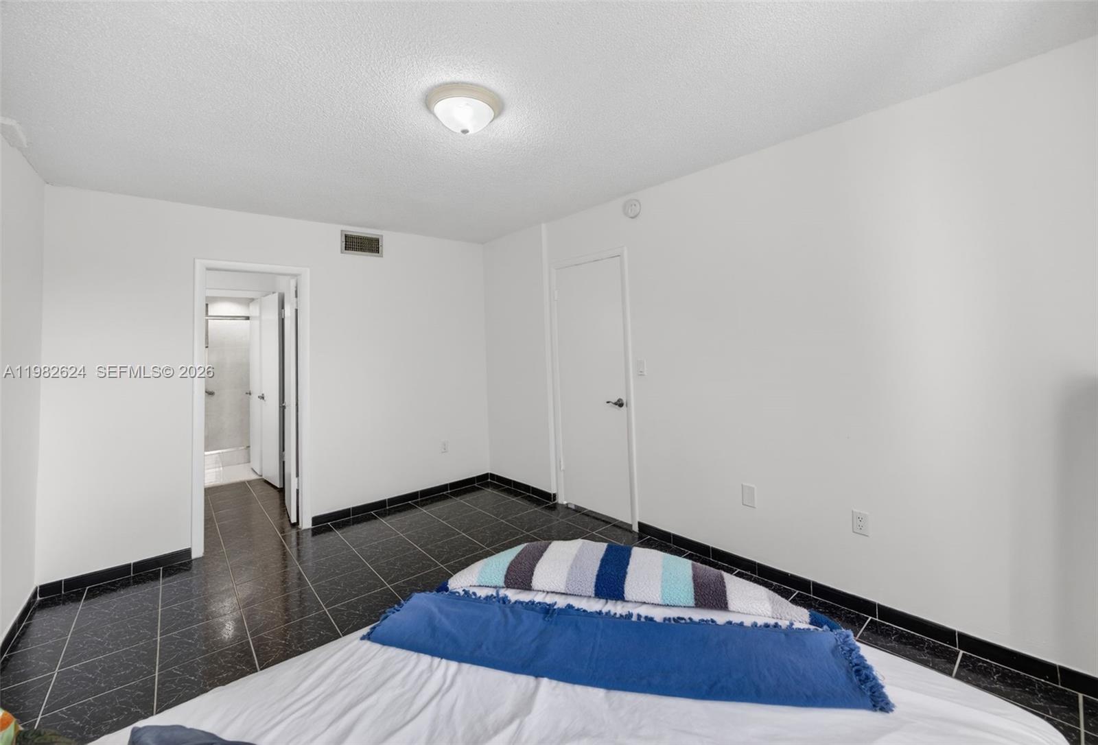 3181 SW 13th St #416 Miami, FL 33145