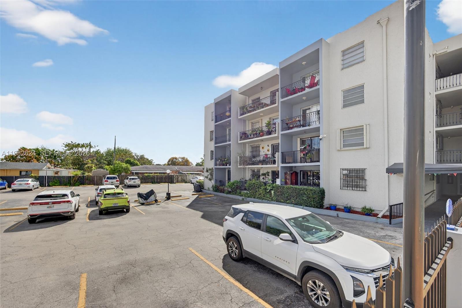 3181 SW 13th St #416 Miami, FL 33145