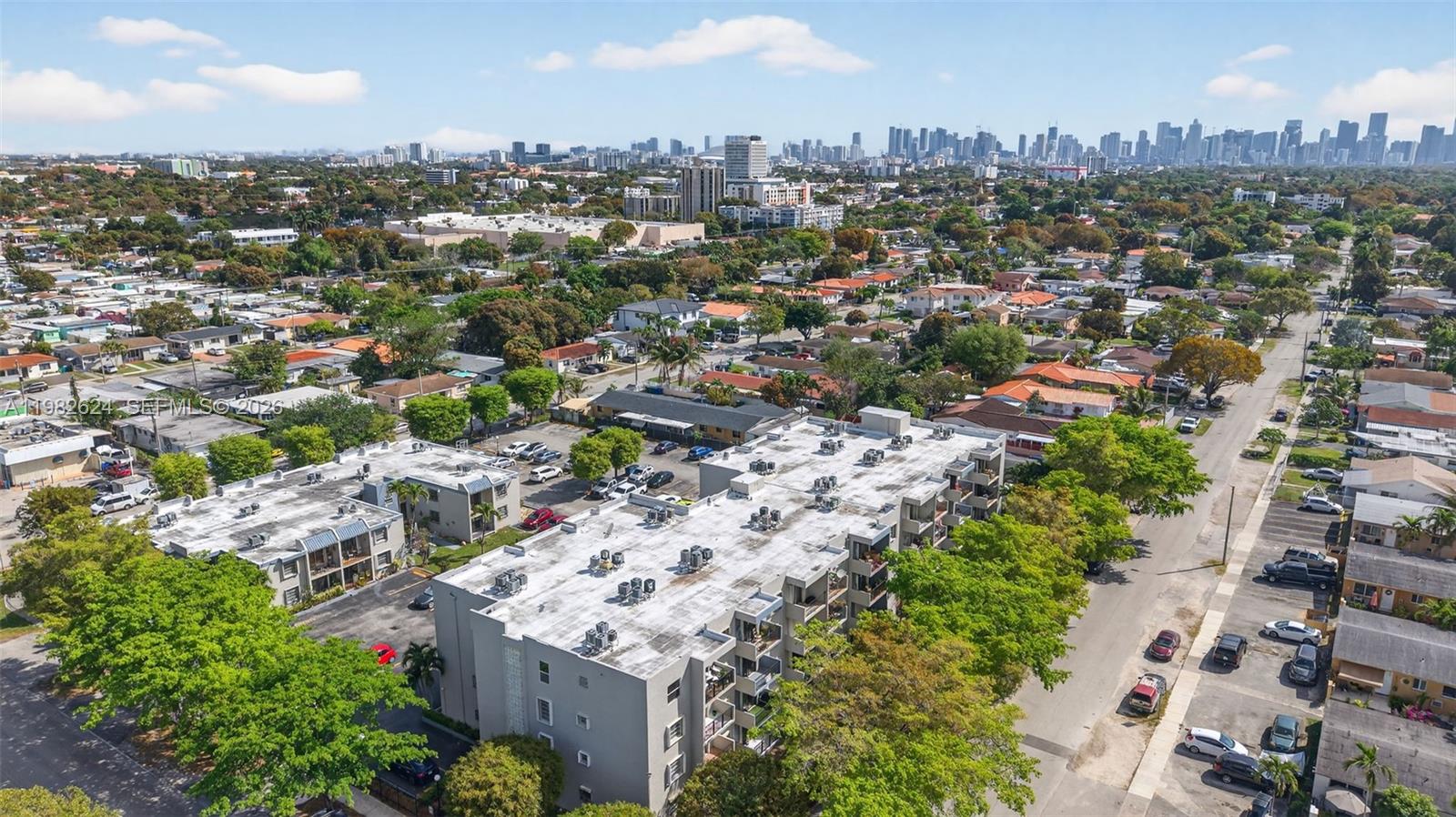 3181 SW 13th St #416 Miami, FL 33145