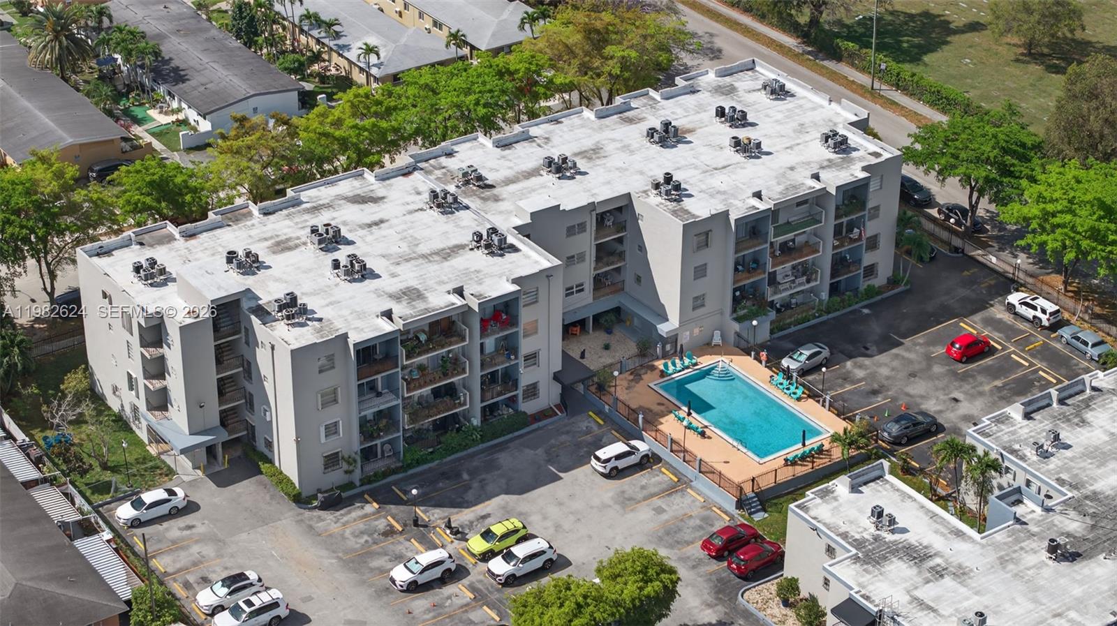 3181 SW 13th St #416 Miami, FL 33145