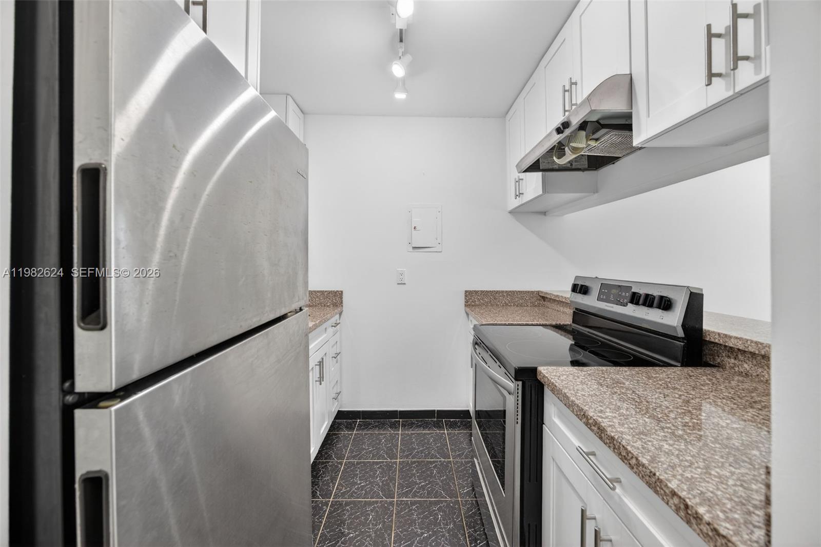 3181 SW 13th St #416 Miami, FL 33145