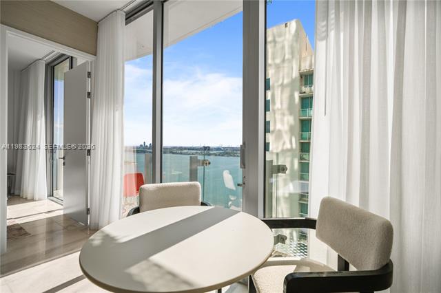 700 NE 26th Ter #2404 Miami, FL 33137