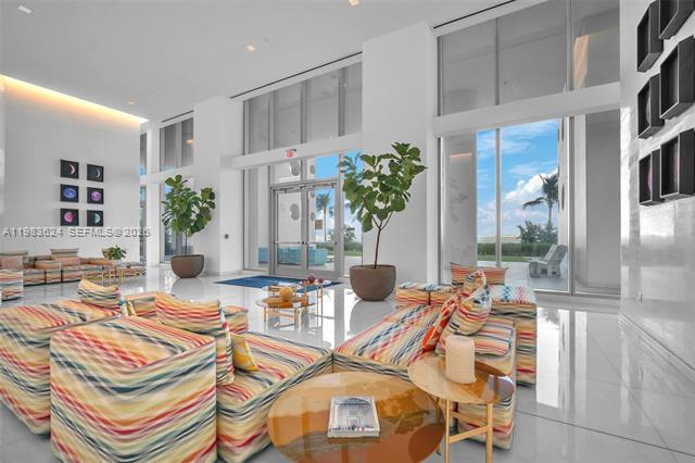 700 NE 26th Ter #2404 Miami, FL 33137