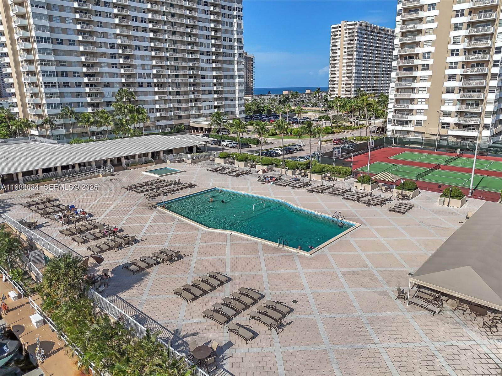1985 S Ocean Dr #21K Hallandale Beach, FL 33009