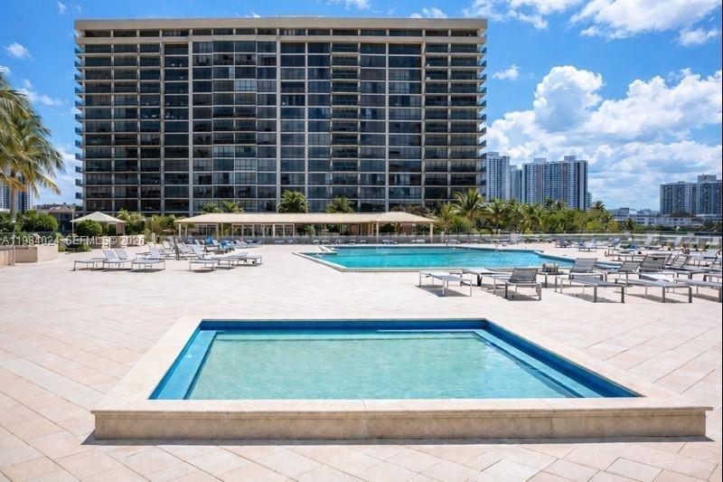 1985 S Ocean Dr #21K Hallandale Beach, FL 33009